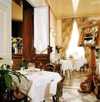 фото отеля Hotel Restaurant de La Basilique