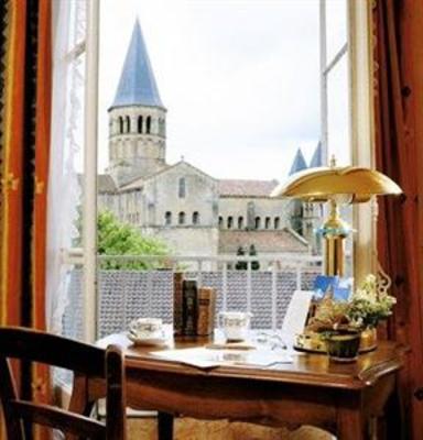 фото отеля Hotel Restaurant de La Basilique