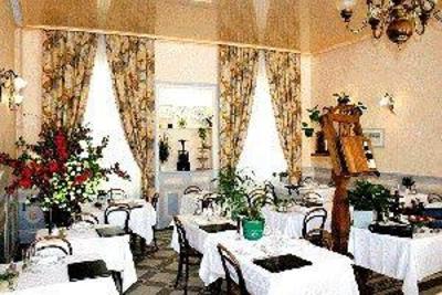 фото отеля Hotel Restaurant de La Basilique