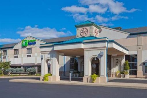 фото отеля Holiday Inn Express Perrysburg