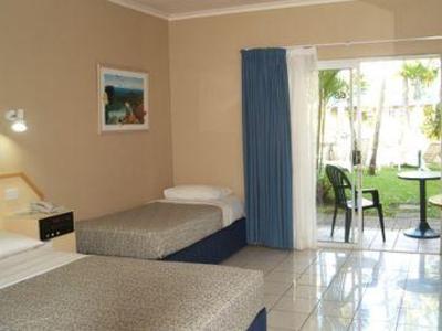 фото отеля Rainbow Inn