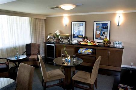 фото отеля Doubletree - Norwalk