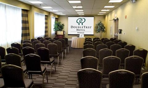 фото отеля Doubletree - Norwalk