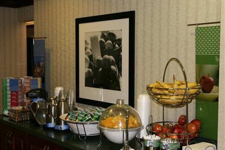 фото отеля Hampton Inn Dover (Delaware)