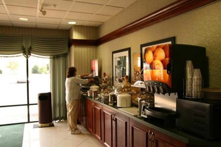 фото отеля Hampton Inn Dover (Delaware)
