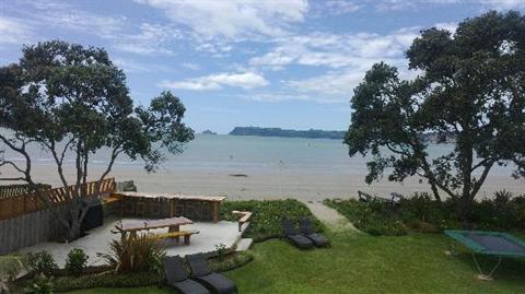 фото отеля Beachfront Resort