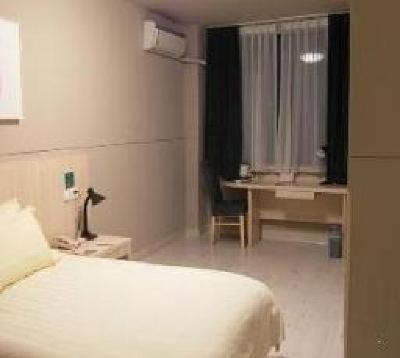 фото отеля Jinjiang Inn Jiangyang Middle Road Yangzhou