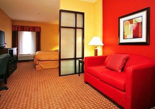 фото отеля Comfort Suites Golden Isles Gateway