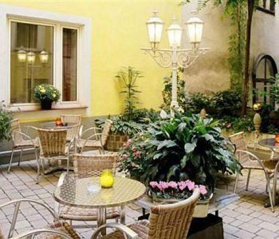 фото отеля Hotel Cryston Vienna