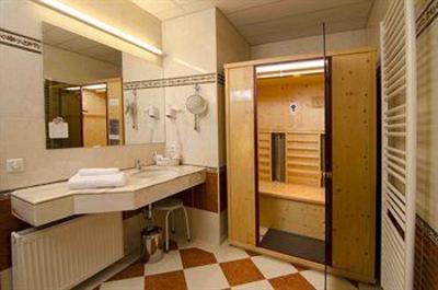 фото отеля Hotel Cryston Vienna