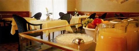 фото отеля Hotel Pestalozzi Locarno