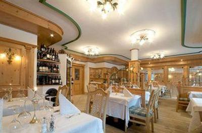 фото отеля Hotel Gianna Pinzolo