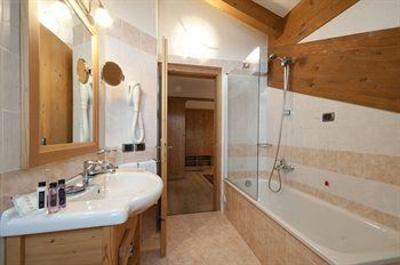 фото отеля Hotel Gianna Pinzolo