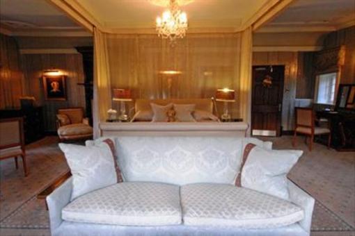 фото отеля The Manor House Hotel and Golf Club