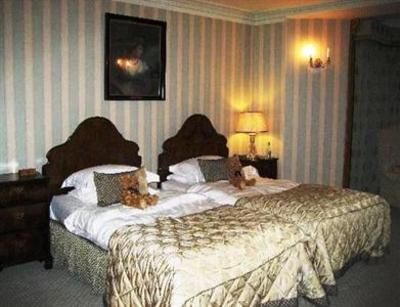 фото отеля The Manor House Hotel and Golf Club