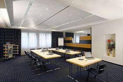 фото отеля Seehotel Friedrichshafen