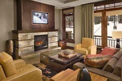 фото отеля Tahoe Mountain Resort Lodging Catamount Lodge