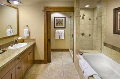 фото отеля Tahoe Mountain Resort Lodging Catamount Lodge