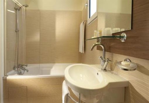 фото отеля Hotel Gabriel Issy-les-Moulineaux