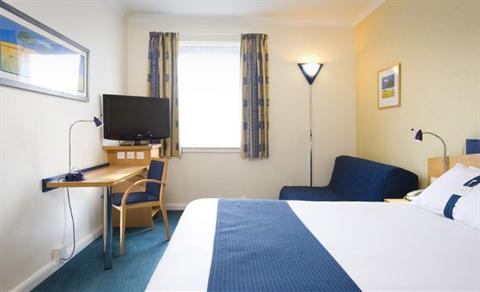 фото отеля Express by Holiday Inn Droitwich Spa