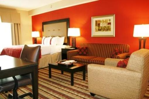 фото отеля Holiday Inn Blytheville