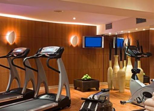фото отеля Royal Windsor Hotel Grand Place