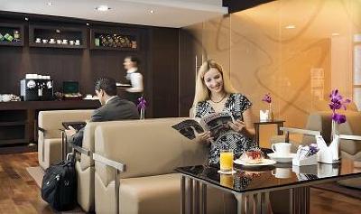 фото отеля Park Regis Kris Kin Hotel