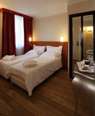 фото отеля Relais Monforte Hotel Monforte d'Alba