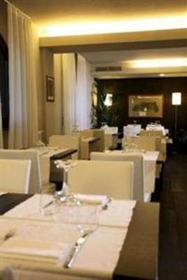 фото отеля Relais Monforte Hotel Monforte d'Alba