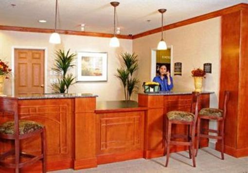 фото отеля Staybridge Suites Calgary Airport
