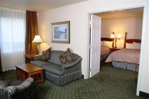 фото отеля Staybridge Suites Calgary Airport