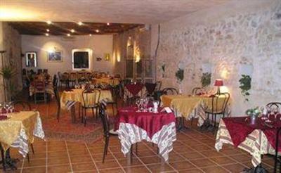 фото отеля Logis Hotel Dejeunez Sous l'Arbre Rousset