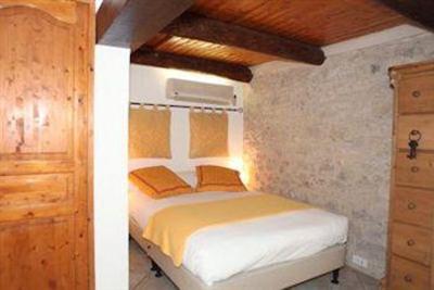 фото отеля Logis Hotel Dejeunez Sous l'Arbre Rousset