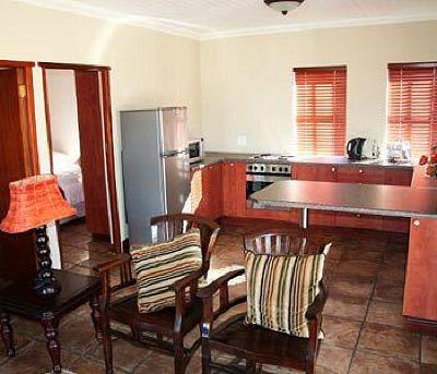 фото отеля Paddabult Country House and Self Catering Cottages Paarl