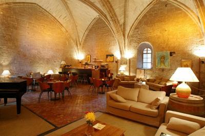 фото отеля Hotel Le Couvent Royal Saint-Maximin–la-Sainte-Baume