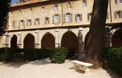 фото отеля Hotel Le Couvent Royal Saint-Maximin–la-Sainte-Baume