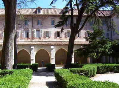 фото отеля Hotel Le Couvent Royal Saint-Maximin–la-Sainte-Baume