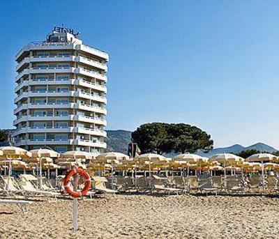 фото отеля Hotel Torre Del Sole Terracina
