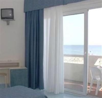 фото отеля Hotel Torre Del Sole Terracina