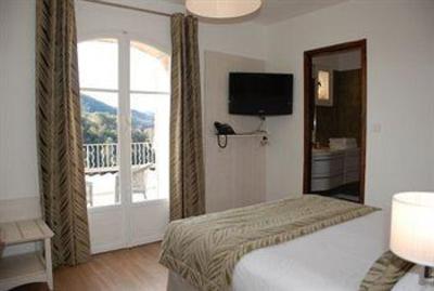 фото отеля Auberge Les 3 Barbus Hotel Generargues
