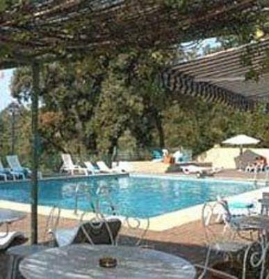 фото отеля Auberge Les 3 Barbus Hotel Generargues