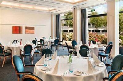фото отеля Hilton Amsterdam Airport Schiphol