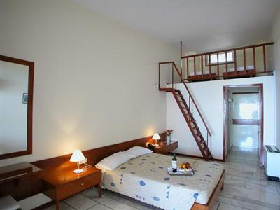 фото отеля Pavlina Beach Hotel