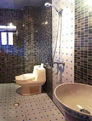 фото отеля Yangshuo Imperial City Hotel Guilin