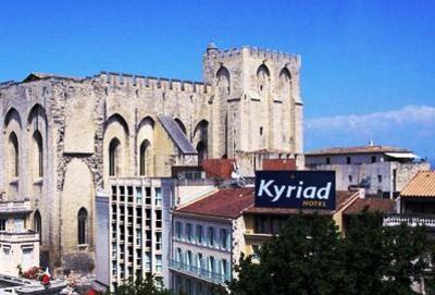 фото отеля Kyriad Avignon Centre Palais des Papes