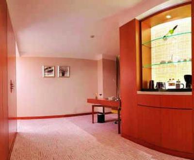 фото отеля Best Western Zhenjiang International Hotel