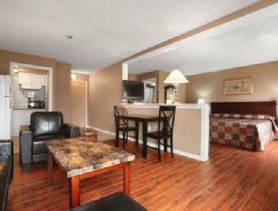 фото отеля Super 8 Cambridge