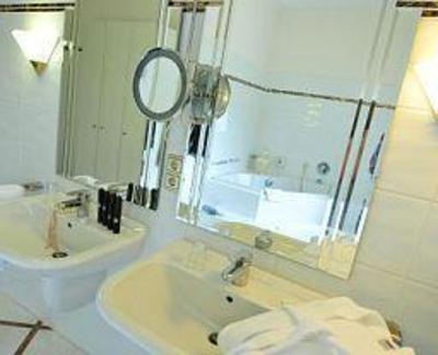 фото отеля Hotel Haus Reichert Baden-Baden
