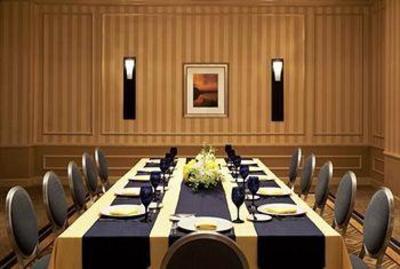 фото отеля Sheraton Suites Plantation, Ft Lauderdale West