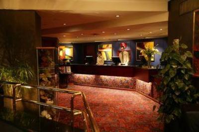 фото отеля Mercure Edinburgh Princess Street Hotel